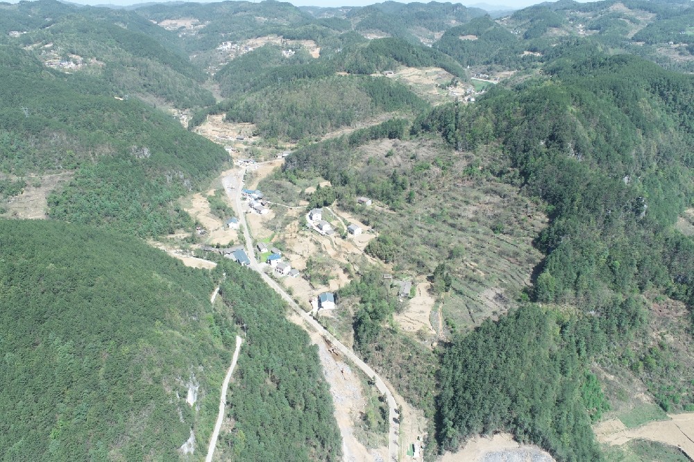 路愈宽，景愈明，可待漫慢行——朝天区曾家镇（曾家场镇至荣乐养生谷）段道路改建工程建设侧记